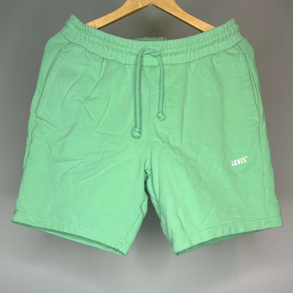 Men’s Levi’s lime green shorts